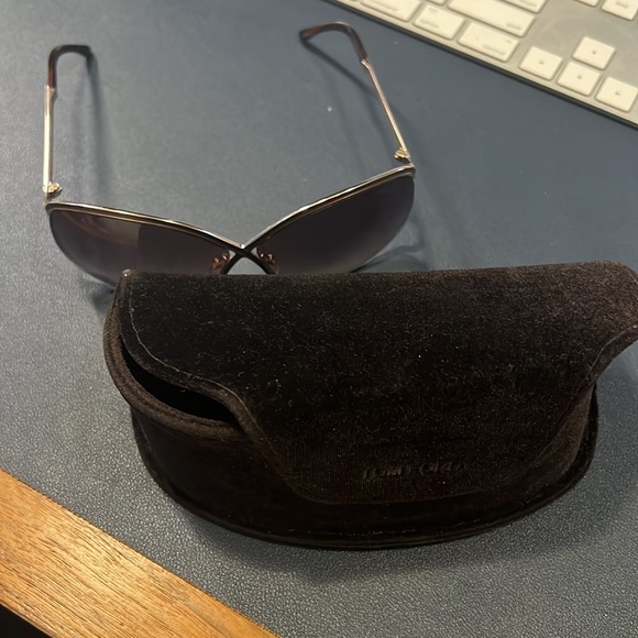 Tom Ford Sunglasses [unsure of the style name] - Picture 5 of 5